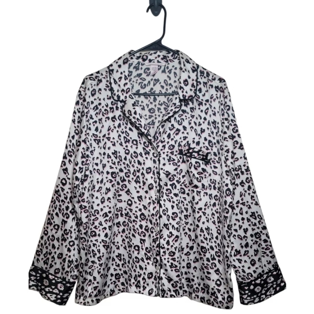 Victoria's Secret Women’s Large Pajama Top Animal Print Shirt Button Down